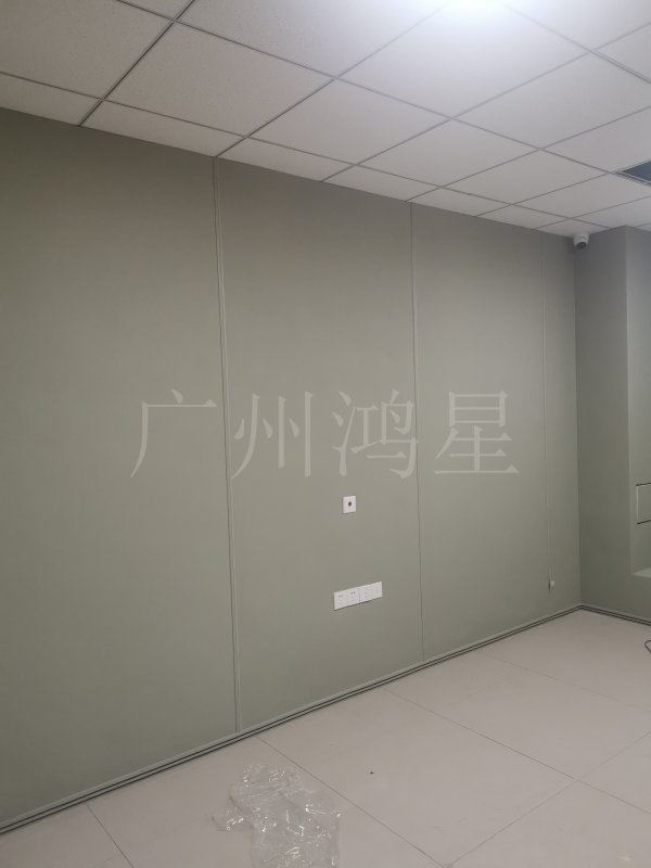 辦案區(qū)審訊室軟包桌椅防撞墻面阻燃軟包